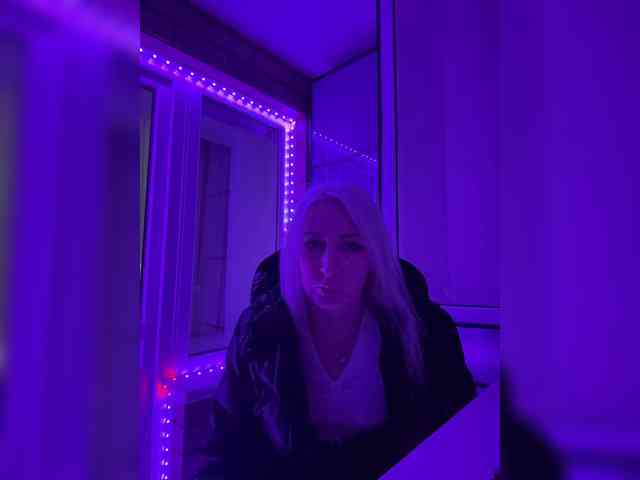 -COSMOS-13 webcam