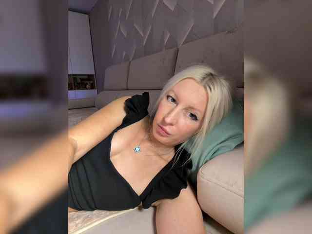 -COSMOS-13 webcam