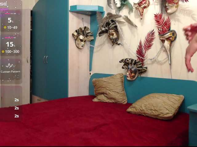 CrazyLaGirl live cam on BongaCams