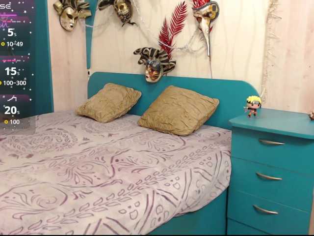 CrazyLaGirl live cam on BongaCams