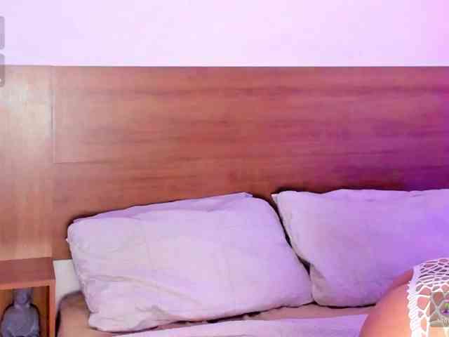 sellenasquirt webcam