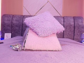 naia-blesed's Live Webcam