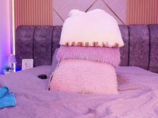 naia-blesed's Live Webcam