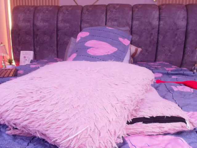 naia-blesed live cam on BongaCams