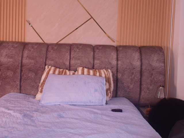 naia-blesed live cam on BongaCams