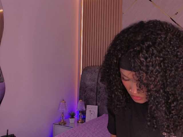 naia-blesed live cam on BongaCams