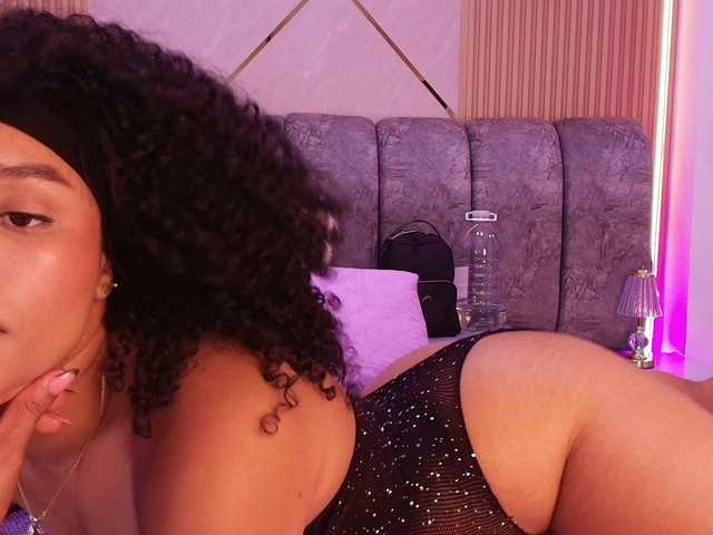 naia-blesed Live Cam and Statistics on UnifiedCams