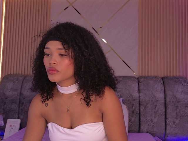 naia-blesed live cam on BongaCams