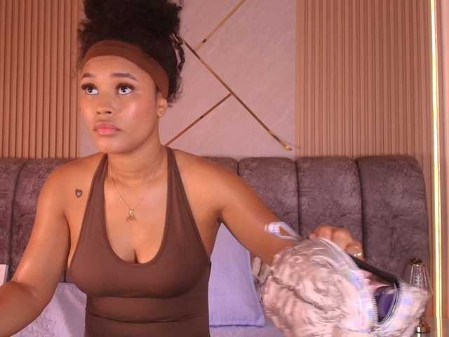 naia-blesed live cam on BongaCams