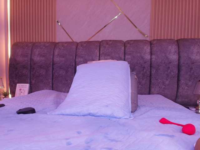naia-blesed live cam on BongaCams