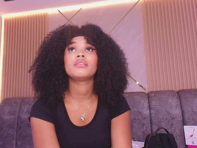 naia-blesed live cam on BongaCams