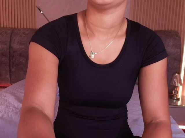 naia-blesed live cam on BongaCams