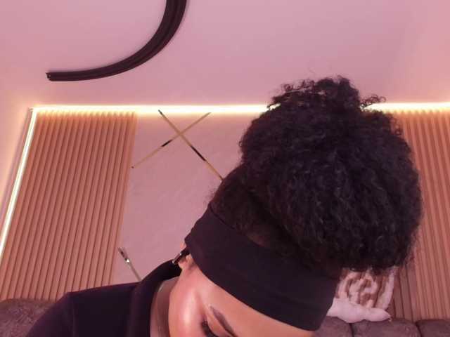 naia-blesed, en directo ahora en BongaCams