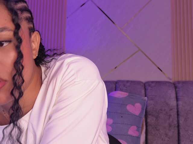 naia-blesed live cam on BongaCams