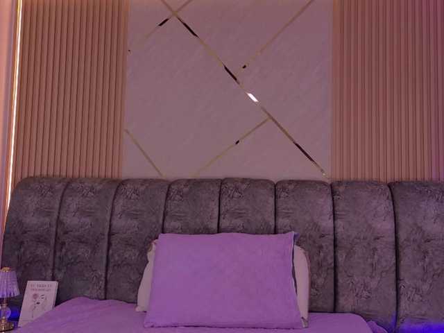 naia-blesed live cam on BongaCams