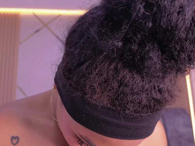 naia-blesed live webcam show
