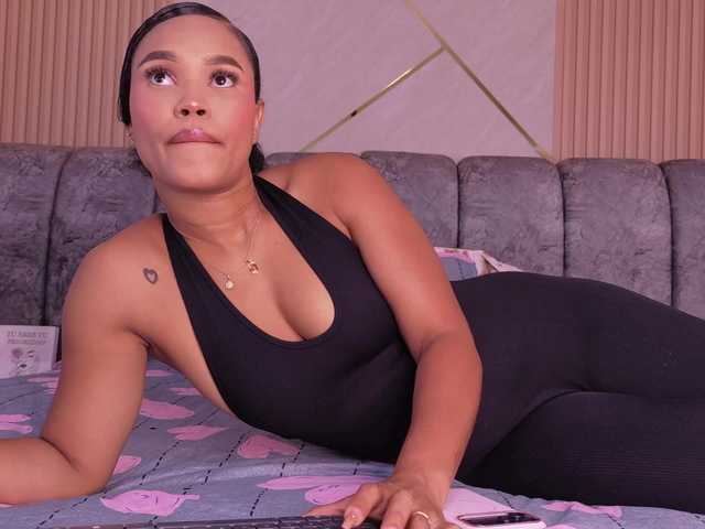 naia-blesed live webcam show