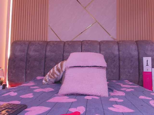 naia-blesed live cam on BongaCams