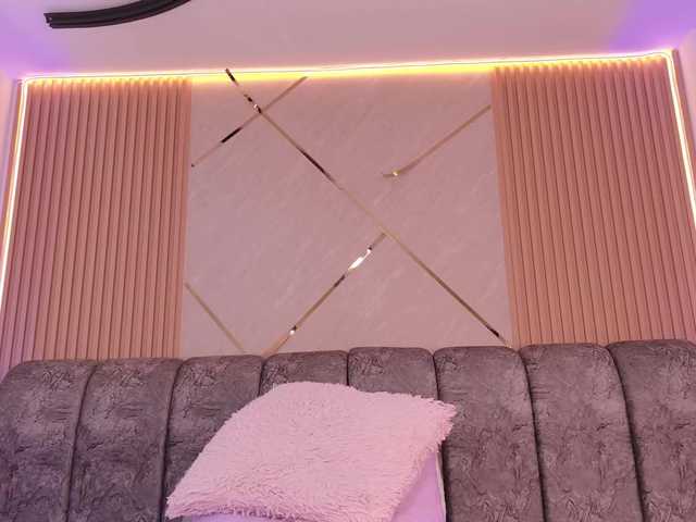 naia-blesed live cam on BongaCams