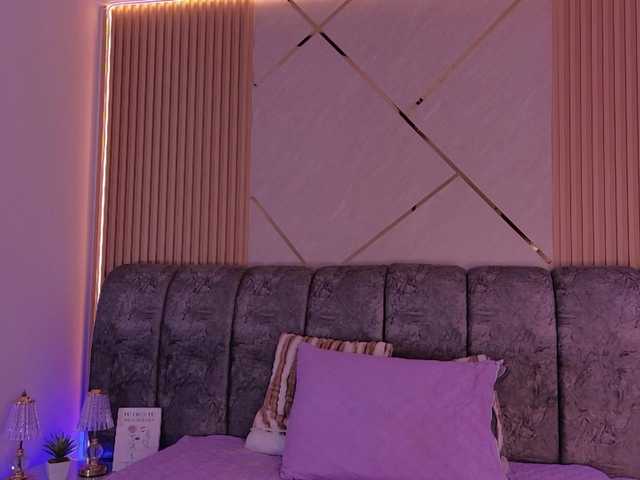 naia-blesed live cam on BongaCams