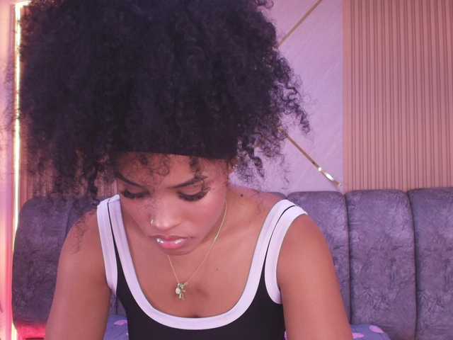 naia-blesed live cam on BongaCams