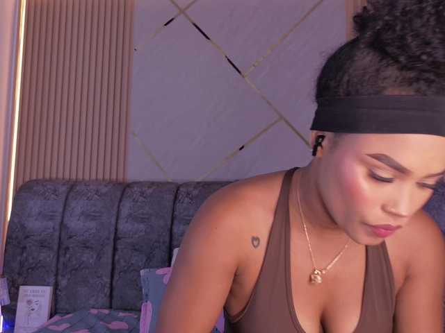 naia-blesed live cam on BongaCams