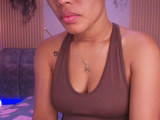 naia-blesed live cam on BongaCams