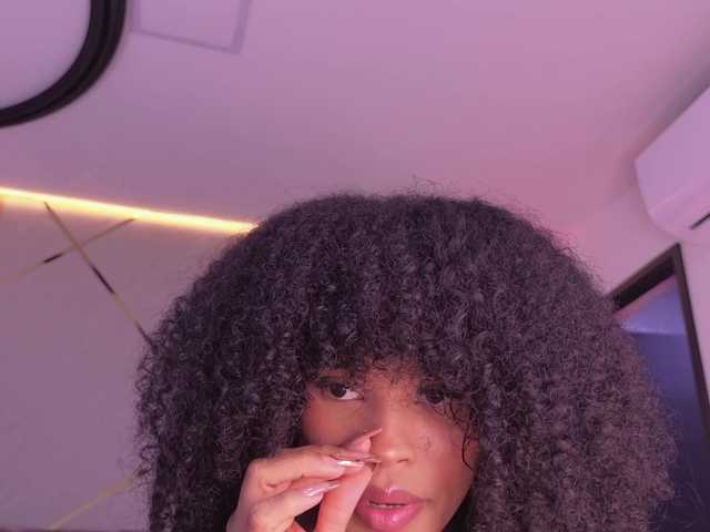 naia-blesed live cam on BongaCams