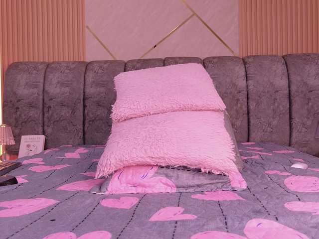 naia-blesed live cam on BongaCams