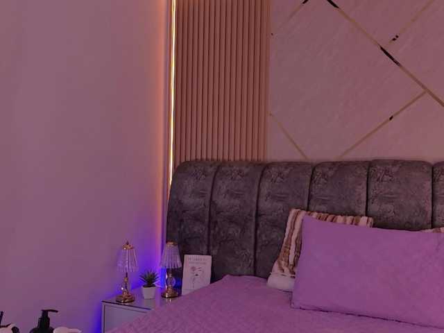 naia-blesed live cam on BongaCams