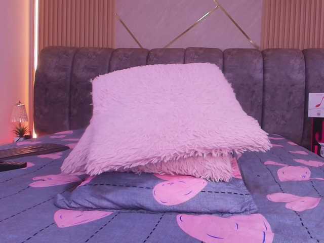 naia-blesed live cam on BongaCams