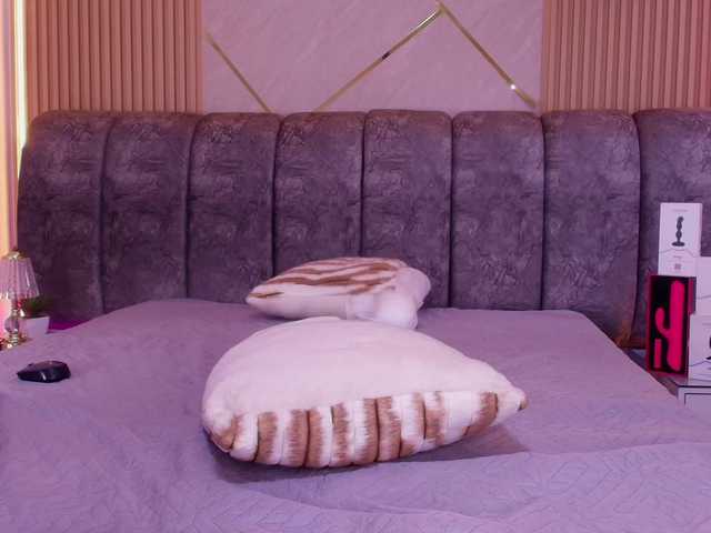 naia-blesed live cam on BongaCams