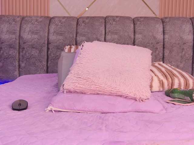 naia-blesed live cam on BongaCams