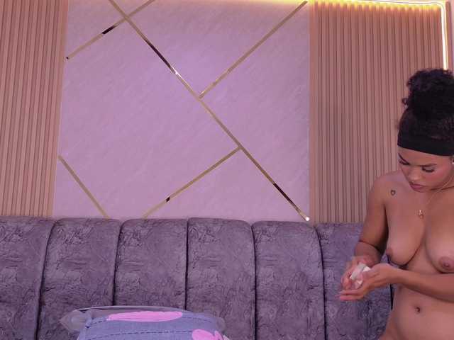 naia-blesed live webcam show
