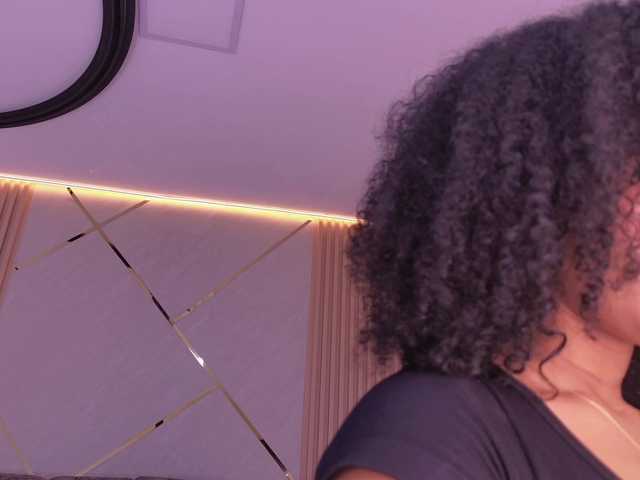 naia-blesed live cam on BongaCams
