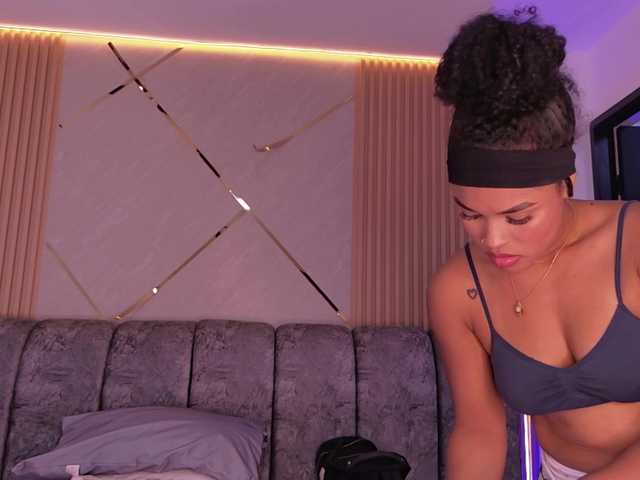 naia-blesed live cam on BongaCams