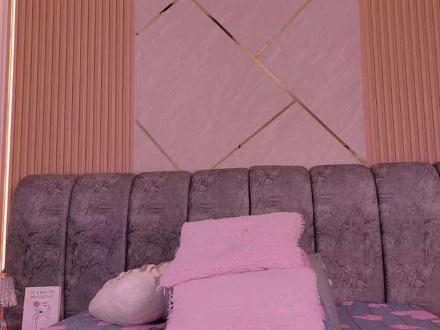naia-blesed live cam on BongaCams