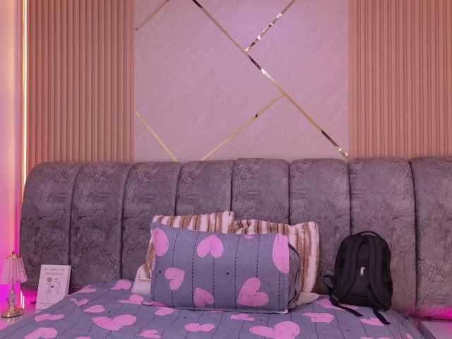 naia-blesed live cam on BongaCams