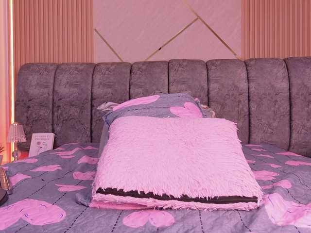 naia-blesed live cam on BongaCams