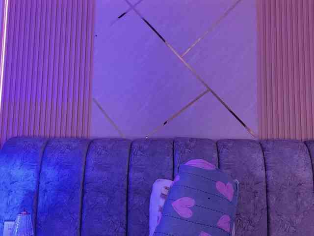 naia-blesed's live room