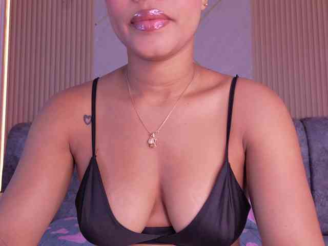 naia-blesed webcam