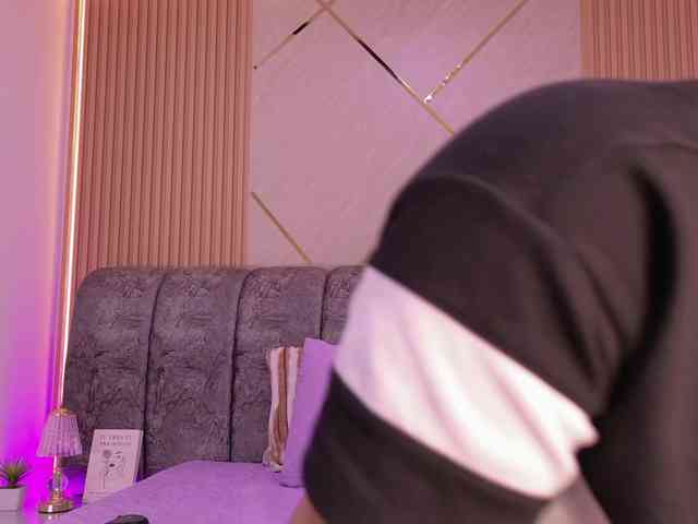 naia-blesed webcam