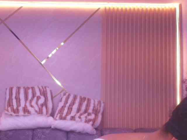 naia-blesed webcam