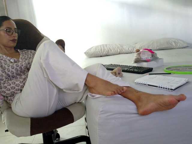 cataleya35 live cam on BongaCams