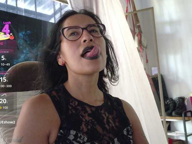cataleya35 live cam on BongaCams