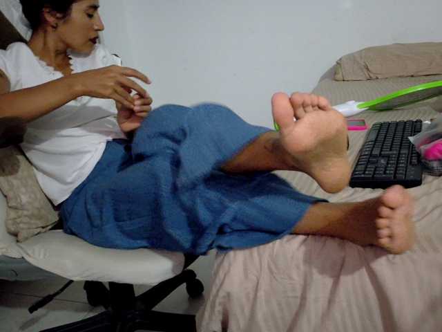 cataleya35 live cam on BongaCams