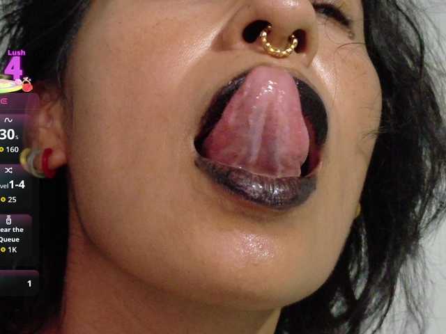 cataleya35 live cam on BongaCams