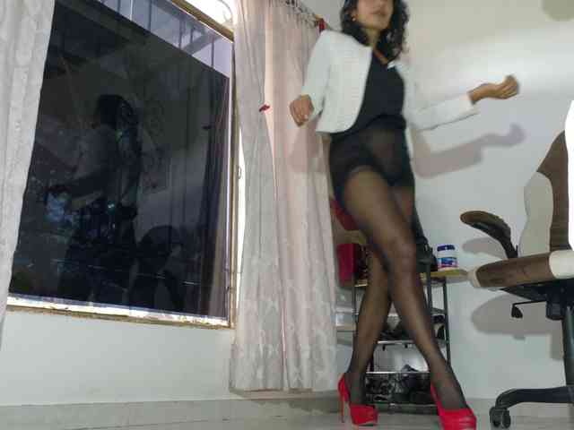 cataleya35 Live Webcam on BongaCams