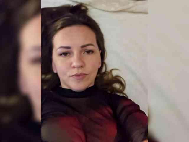 MilaSavory webcam