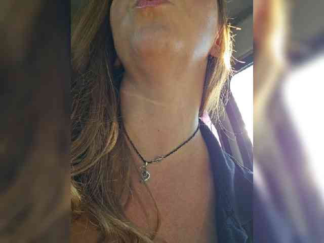 MilaSavory webcam